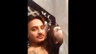 ასაკში შესული დეიდა აკონტროლებს სქესის ახალგაზრდა წყვილი და ჩაიდენს