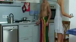 კახპა sucked გემრიელი phallus მისი შეყვარებული და დალია cum
