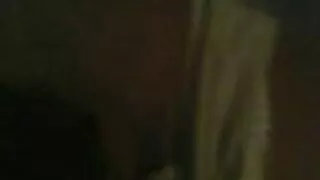 დედა დაიღალა თვალს შვილის penis wank და დაიწყო fuck